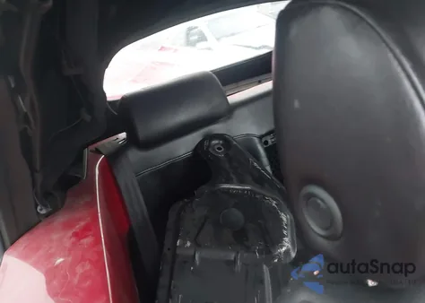 2006 Volkswagen New Beetle 2.5/2.5 (A6) z USA, uszkodzony, nr VIN 3VWRF31Y96M306239